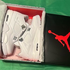 Jordan 4